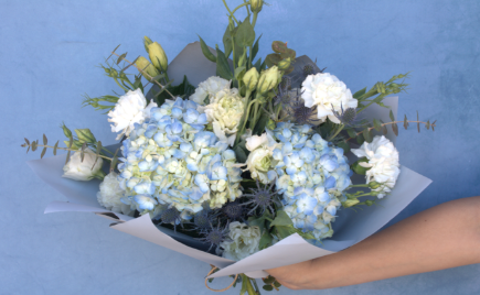 Hortensias lisianthus celestes